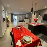 Samcri Luxury Home